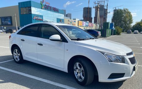 Chevrolet Cruze II, 2011 год, 790 000 рублей, 8 фотография