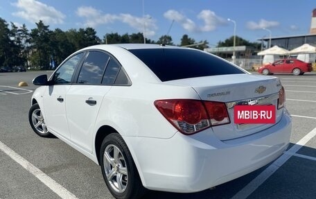 Chevrolet Cruze II, 2011 год, 790 000 рублей, 12 фотография