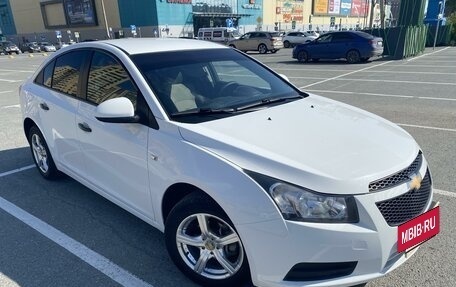 Chevrolet Cruze II, 2011 год, 790 000 рублей, 6 фотография