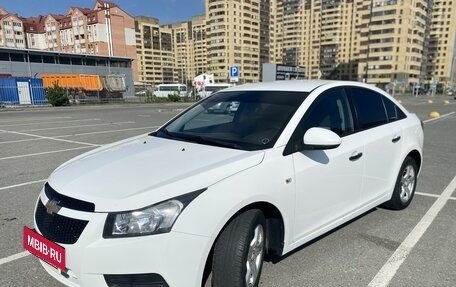 Chevrolet Cruze II, 2011 год, 790 000 рублей, 2 фотография