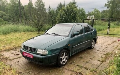 Volkswagen Polo III рестайлинг, 1998 год, 150 000 рублей, 1 фотография