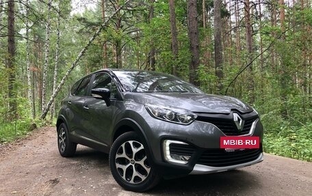 Renault Kaptur I рестайлинг, 2016 год, 1 590 000 рублей, 2 фотография