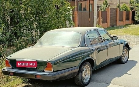 Jaguar XJ III (X350), 1981 год, 1 400 000 рублей, 5 фотография