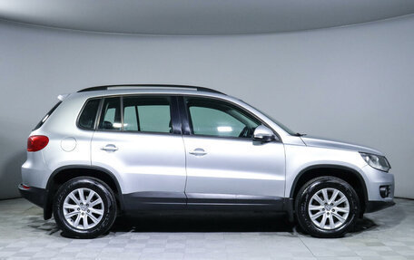 Volkswagen Tiguan I, 2011 год, 999 000 рублей, 4 фотография