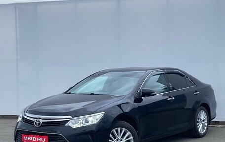 Toyota Camry, 2015 год, 2 400 000 рублей, 1 фотография