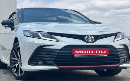 Toyota Camry, 2021 год, 3 400 000 рублей, 3 фотография