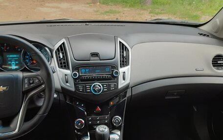 Chevrolet Cruze II, 2013 год, 950 000 рублей, 13 фотография