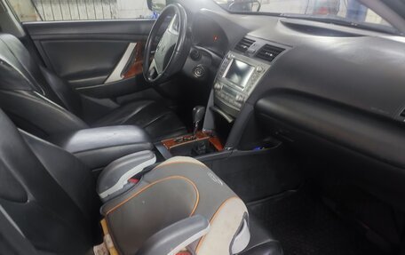 Toyota Camry, 2010 год, 1 400 000 рублей, 6 фотография