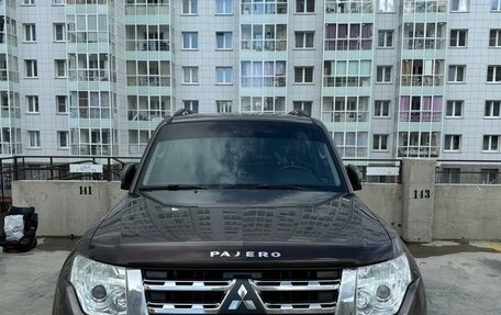 Mitsubishi Pajero IV, 2012 год, 2 633 000 рублей, 2 фотография