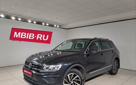 Volkswagen Tiguan II, 2018 год, 2 037 000 рублей, 1 фотография