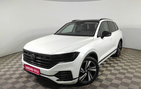 Volkswagen Touareg III, 2020 год, 5 900 000 рублей, 1 фотография