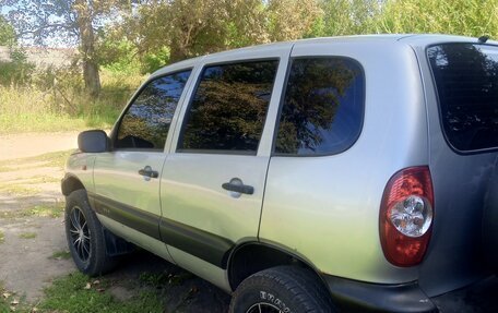 Chevrolet Niva I рестайлинг, 2003 год, 420 000 рублей, 3 фотография