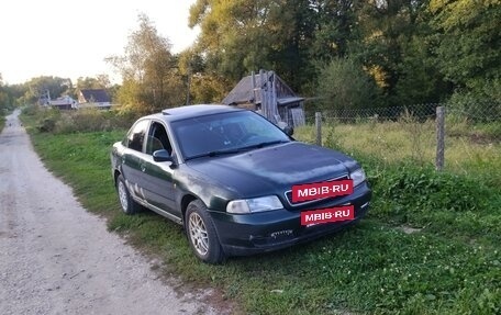 Audi A4, 1997 год, 250 000 рублей, 2 фотография