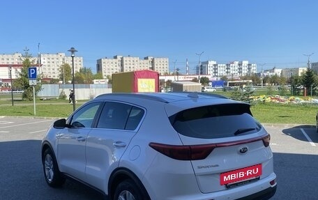 KIA Sportage IV рестайлинг, 2017 год, 2 500 000 рублей, 2 фотография