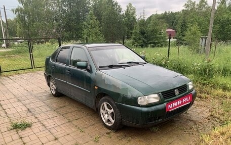 Volkswagen Polo III рестайлинг, 1998 год, 150 000 рублей, 3 фотография