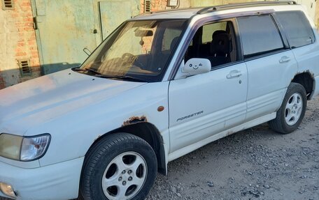 Subaru Forester, 2001 год, 300 000 рублей, 2 фотография