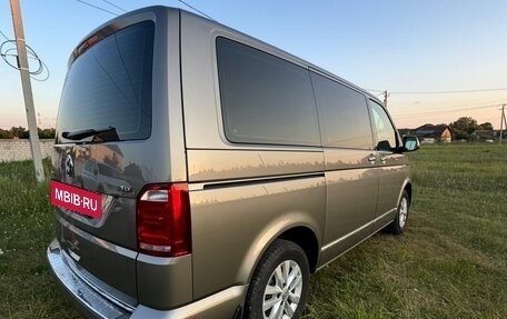 Volkswagen Caravelle T6 рестайлинг, 2017 год, 3 385 000 рублей, 7 фотография