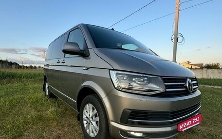 Volkswagen Caravelle T6 рестайлинг, 2017 год, 3 385 000 рублей, 3 фотография