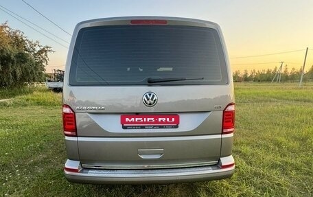 Volkswagen Caravelle T6 рестайлинг, 2017 год, 3 385 000 рублей, 9 фотография