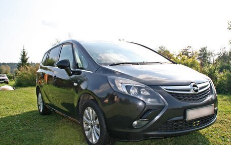 Opel Zafira C рестайлинг, 2012 год, 920 000 рублей, 3 фотография