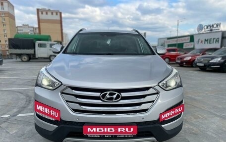 Hyundai Santa Fe III рестайлинг, 2013 год, 2 050 000 рублей, 4 фотография