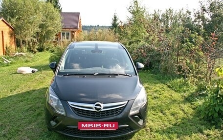 Opel Zafira C рестайлинг, 2012 год, 920 000 рублей, 2 фотография