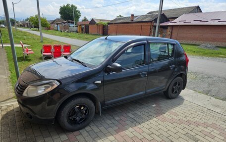 Renault Sandero I, 2010 год, 529 000 рублей, 2 фотография