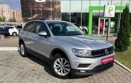 Volkswagen Tiguan II, 2019 год, 2 370 000 рублей, 3 фотография