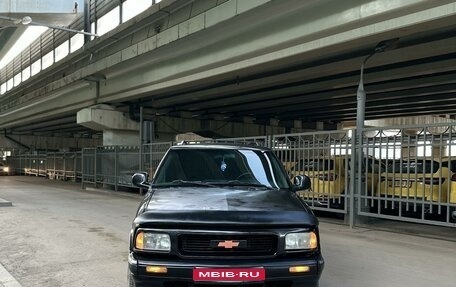 Chevrolet Blazer II рестайлинг, 1994 год, 385 000 рублей, 1 фотография