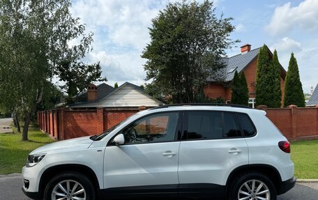 Volkswagen Tiguan I, 2015 год, 1 440 000 рублей, 2 фотография