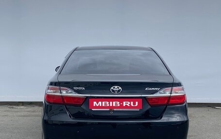 Toyota Camry, 2015 год, 2 400 000 рублей, 5 фотография