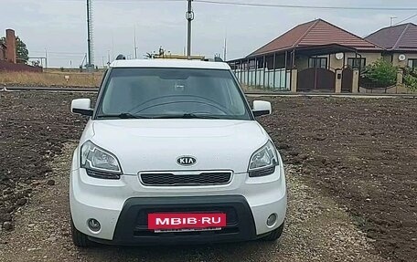 KIA Soul I рестайлинг, 2011 год, 800 000 рублей, 2 фотография