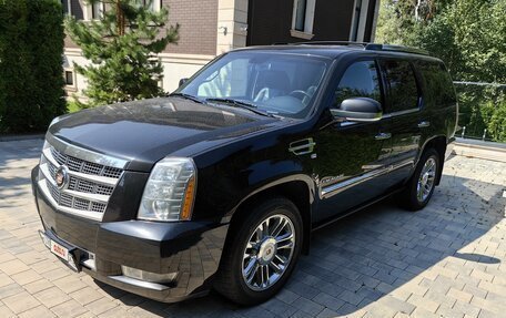 Cadillac Escalade III, 2013 год, 3 300 000 рублей, 2 фотография