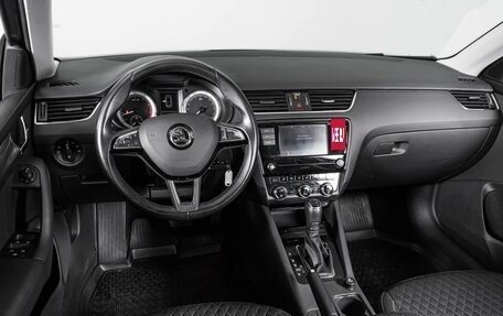 Skoda Octavia, 2017 год, 1 869 000 рублей, 6 фотография