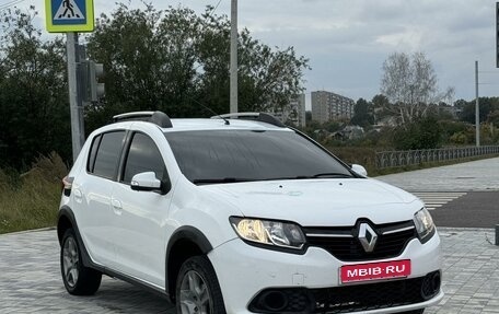 Renault Sandero II рестайлинг, 2019 год, 780 000 рублей, 2 фотография