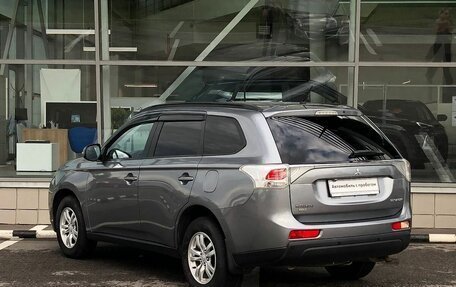 Mitsubishi Outlander III рестайлинг 3, 2013 год, 1 500 000 рублей, 6 фотография