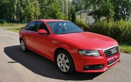 Audi A4, 2010 год, 860 000 рублей, 2 фотография