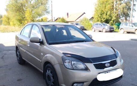 KIA Rio II, 2011 год, 630 000 рублей, 3 фотография