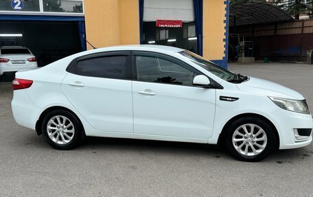 KIA Rio III рестайлинг, 2013 год, 735 000 рублей, 3 фотография