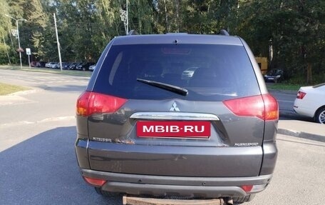 Mitsubishi Pajero Sport II рестайлинг, 2011 год, 1 300 000 рублей, 3 фотография