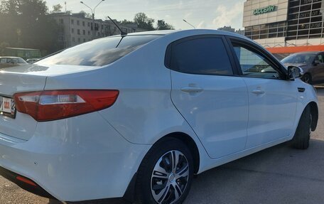 KIA Rio III рестайлинг, 2015 год, 1 099 000 рублей, 5 фотография