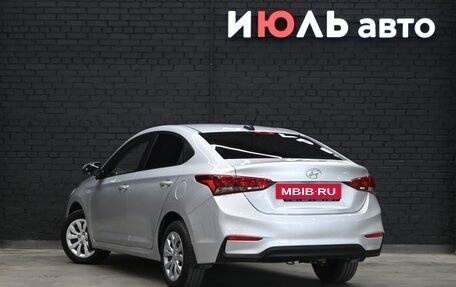 Hyundai Solaris II рестайлинг, 2017 год, 1 290 000 рублей, 6 фотография