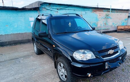 Chevrolet Niva I рестайлинг, 2014 год, 550 000 рублей, 3 фотография