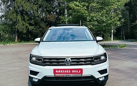 Volkswagen Tiguan II, 2018 год, 3 490 000 рублей, 3 фотография