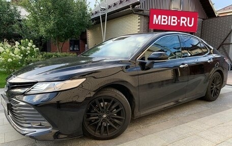 Toyota Camry, 2019 год, 3 050 000 рублей, 3 фотография