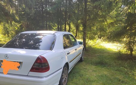 Mercedes-Benz C-Класс, 1995 год, 325 000 рублей, 6 фотография