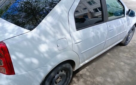 Renault Logan I, 2010 год, 400 000 рублей, 2 фотография