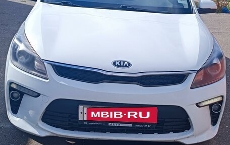 KIA Rio IV, 2019 год, 1 350 000 рублей, 2 фотография