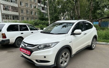 Honda Vezel, 2014 год, 1 400 000 рублей, 2 фотография