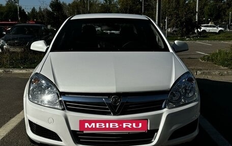 Opel Astra H, 2011 год, 650 000 рублей, 2 фотография